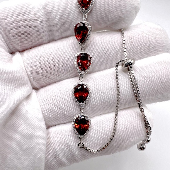 .925 Sterling Silver Pear Shaped Red Cz & Clear Cz Bolo Adjustable Bracelet - Picture 3 of 13